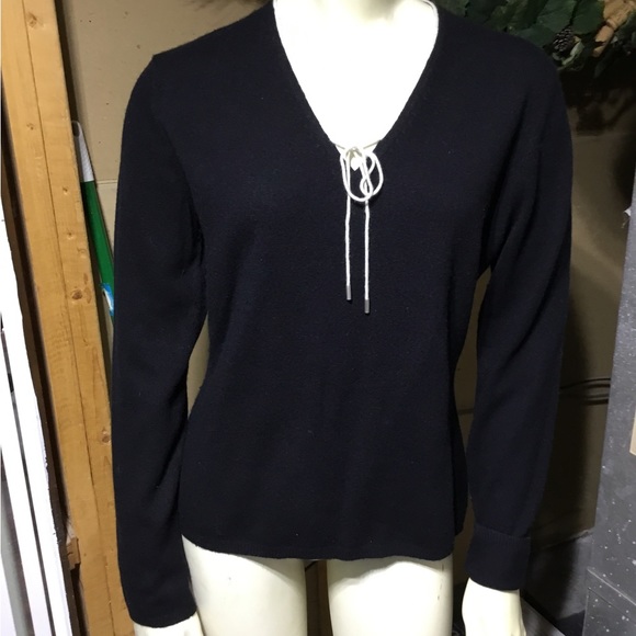 Neiman Marcus Cashmere Sweater - Picture 13 of 16